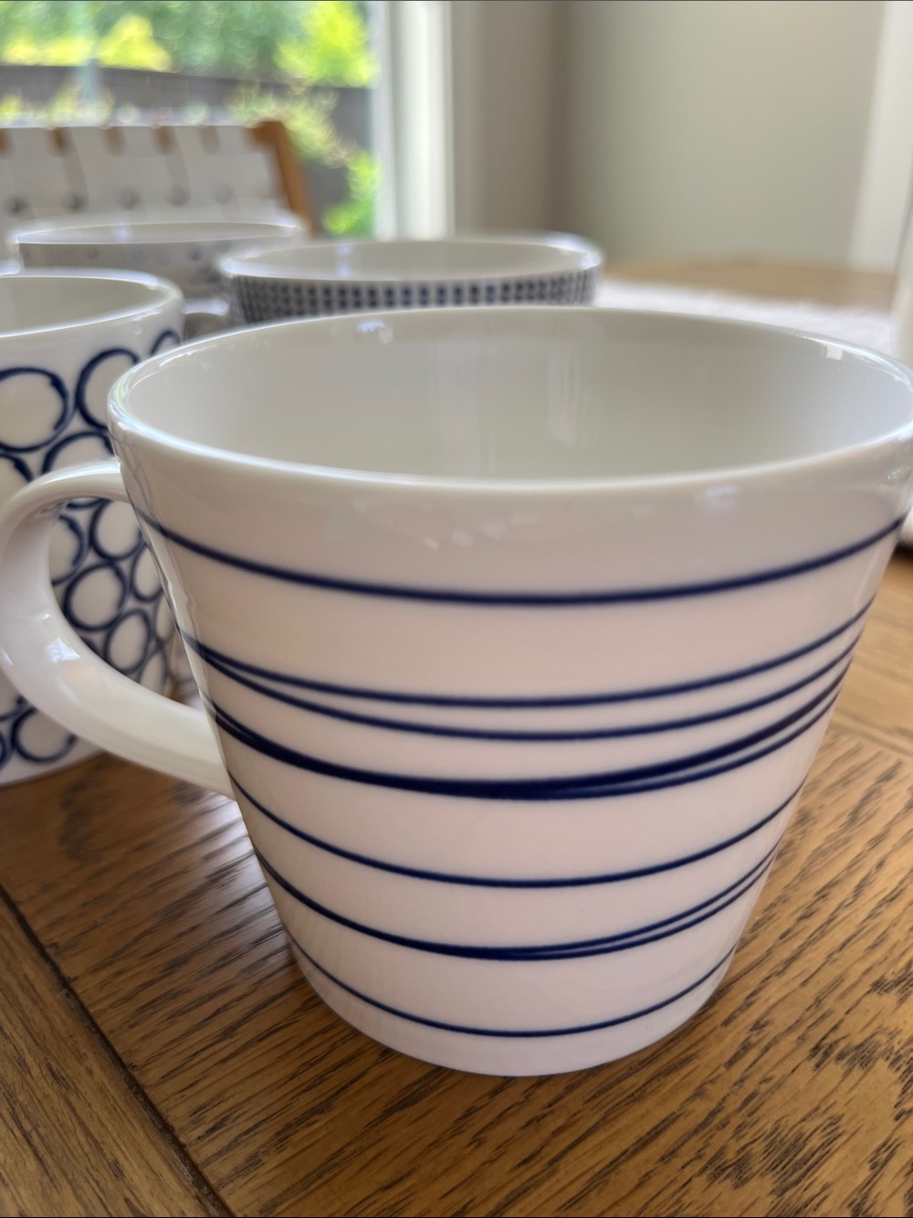 NWOT Royal Doulton Blue and White Pacific Patterned Mug Set - 6 Piece - Picture 7 of 10